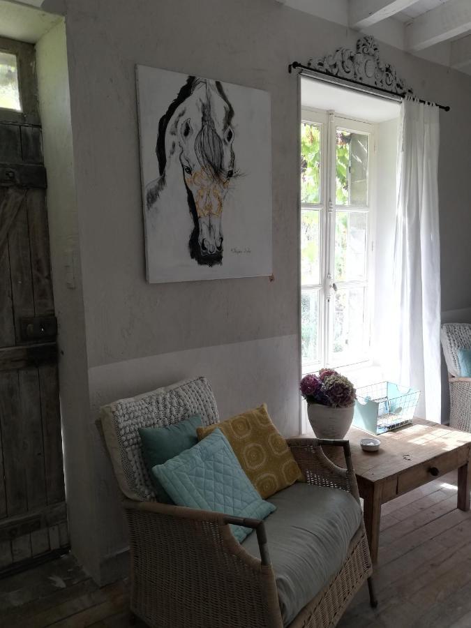 Chateldon Chambre D'Hote Equestre Au Petit Bonheur المظهر الخارجي الصورة